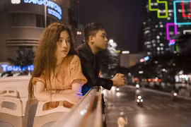 Vì sao tân binh và ca khúc lạ thắng thế?
