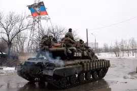 Dân quân Luhansk tấn công Severodonetsk, tàu ngầm Nga tấn công trong khu vực Lviv