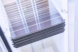 Pin mặt trời kết hợp perovskite, silicon thu được nhiều năng lượng hơn
