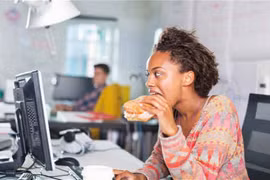 Nhai chậm giảm 80% nguy cơ tiểu đường