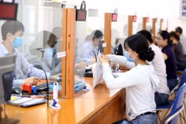 BHTN trở thành "điểm tựa" cho người lao động mùa dịch. (Ảnh minh họa)
