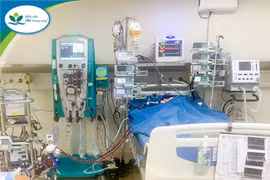 Chủ quan mắc COVID-19 nhẹ, bé trai 10 tuổi viêm cơ tim tối cấp nguy kịch