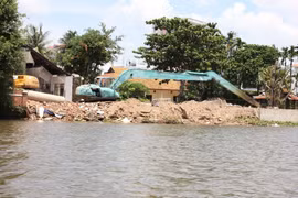 TPHCM: Nhiều dự án biến không gian sông Sài Gòn là “của riêng”