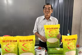 ông Hồ Quang Cua cha đẻ của gạo ST 24, ST 25 - Loại gạo đạt giải thưởng Gạo ngon nhất thế giới tại cuộc thi ở Philippines năm 2019 và giải nhì năm 2020 trong cuộc thi ở Mỹ.