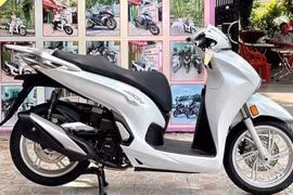 4 mẫu xe tay ga phân khối lớn mới nhất vừa đổ bộ vào thị trường Việt Nam