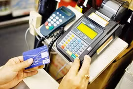 Vay tín chấp, có ngân hàng tăng lãi suất thẻ tín dụng lên hơn 47%/năm