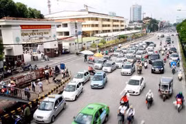 Bộ GTVT đề xuất bỏ gắn hộp đèn với taxi truyền thống