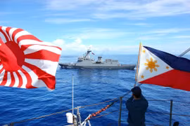 Hải quân Philippine diễn tập với Hải quân Nhật Bản đối phó Trung Quốc