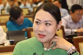 Đại biểu đề xuất “dùng lu” rớm nước mắt: "Nhật, Philippines đều dùng lu chống ngập"