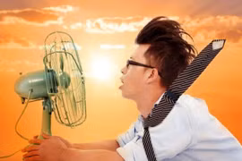 Oi bức trước khi trời mưa