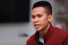 "Người hùng" cứu bé gái 2 tuổi muốn nhận bé làm con nuôi