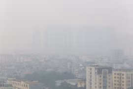 Hà Nội tái ô nhiễm không khí, cẩn trọng khi ra đường