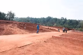 HoREA đề xuất cấm giao dịch nền đất qua vi bằng