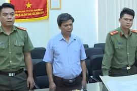 Không đủ căn cứ truy cứu tội đưa và nhận hối lộ trong vụ gian lận thi cử Sơn La