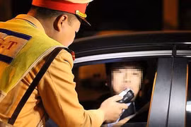  "Ngấm" lệnh cấm, rượu bia ế chưa từng có
