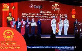 Lễ kỷ niệm 25 năm Tập đoàn Vàng bạc đá quý DOJI và đón nhận Huân chương Lao động Hạng nhất