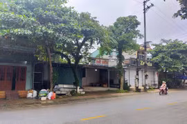 Nguyên Phó ban Tổ chức huyện tự vẫn tại nhà hàng của gia đình