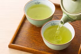  Uống trà sau bữa ăn gây thiếu máu