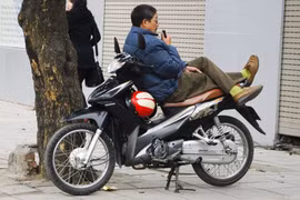 Xe ôm Hà Nội phải đăng ký để có thẻ hoạt động