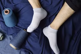 Tất từ sợi chai nhựa