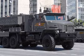 Cuối năm 2020: Nga đưa tổ hợp pháo phản lực nhiệt áp mới TOS-2 vào biên chế