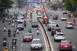 Đề xuất cho Hà Nội tự quyết việc tăng phí