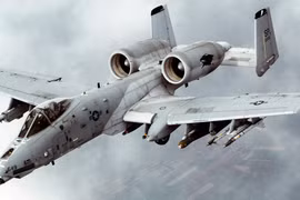 Máy bay A-10 Thunderbolt có thể sẽ là phương tiện mang các UAV tấn công sử dụng một lần