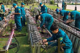 ‘Đột kích’ trận địa pháo hoa mừng Quốc khánh trước giờ khai hỏa ở TPHCM