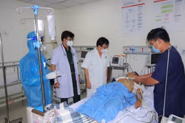 Hội chẩn telemedicine và cấp cứu trực thăng cho bệnh nhân Trường Sa bị nhồi máu cơ tim