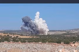  Syria: Không quân Nga tiếp tục không kích ác liệt Lattakia