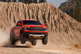 Ford Ranger Raptor thế hệ mới ra mắt, có bản V6 tăng áp kép