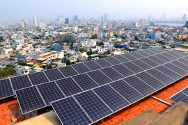  Gỡ nút thắt phát triển điện mặt trời mái nhà, giảm điện than