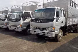 Hai năm khóc ròng, tồn kho chục ngàn ô tô, càng buôn càng lỗ
