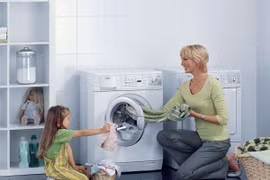  Không nên sấy quần áo ở mức nhiệt to nhất