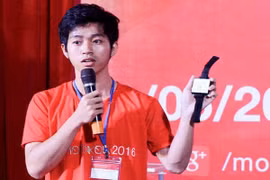 Thiết bị đeo tay hỗ trợ ngư dân
