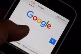 Cá nhân sáng tác phần mềm trên Google Play, App Store được xem là người gia công phần mềm, hộ kinh doanh cá thể bán hàng cho người khác. Ảnh: Engatget.