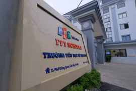 Phụ huynh phản đối, hệ phổ thông của FPT Schools tạm dừng tăng học phí