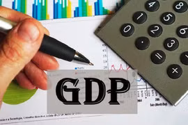 IMF: Khủng hoảng kinh tế do Covid-19 không nghiêm trọng như dự báo