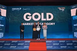 Các quản lý marketing trẻ của công ty Nestlé Việt Nam là Phạm Thái Tuấn, ngành hàng Thực phẩm Maggi và Dương Hồng Nhung, ngành hàng Sữa, với bài trình bày "Tái Sinh Di Sản Việt Nam".