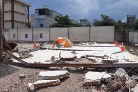 2 công nhân ở Bình Dương bị tường sập đè chết khi ngồi tránh nắng