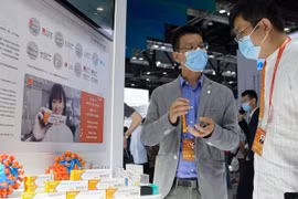 TQ tiêm vaccine Covid-19 thử nghiệm cho hàng trăm nghìn người