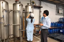 Cẩn thận với nước đóng bình không đảm bảo an toàn thực phẩm