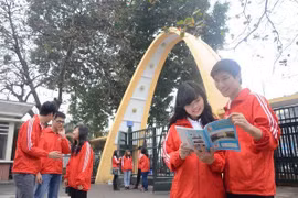 Trường ĐH lấy ý kiến sinh viên về việc nghỉ học thêm một tuần