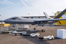 Trung Quốc huấn luyện UAV không chiến bằng AI, tuyên bố vượt trội công nghệ Mỹ