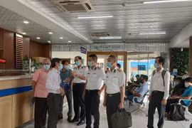 Nguy cơ lây nhiễm Covid-19 của thuyền viên và tàu ra vào cảng không kém sân bay