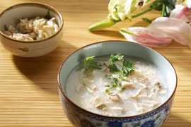 Tăng cường thể chất trị liệu đại tiện ra máu