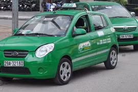 Taxi truyền thống đề nghị được chuyển thành xe hợp đồng điện tử