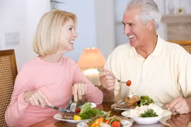 Người 50 tuổi nên ăn uống như thế nào? 