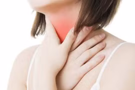 Mách bạn 6 cách làm dịu cơn đau họng đơn giản, hiệu quả