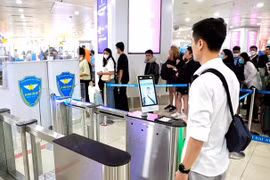  Chính thức dùng tài khoản VNeID làm thủ tục đi máy bay từ 2/8 